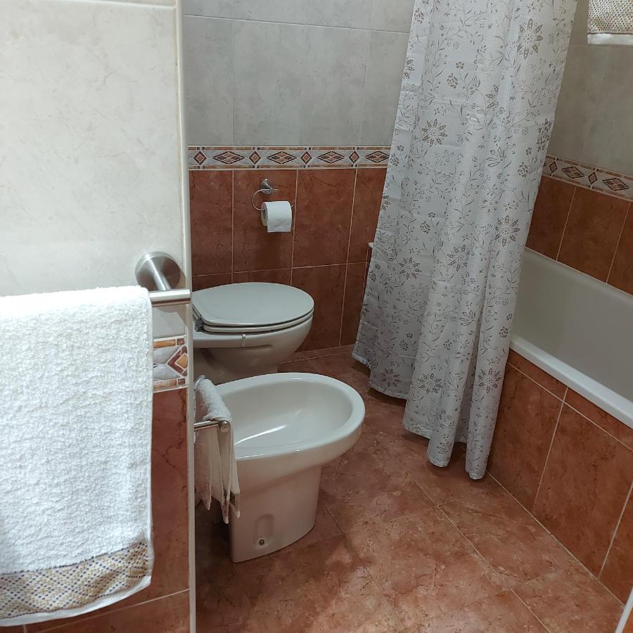 Soleado Piso Con Garaje Y Piscina A 8' Centro Apartment Castro Urdiales Bagian luar foto