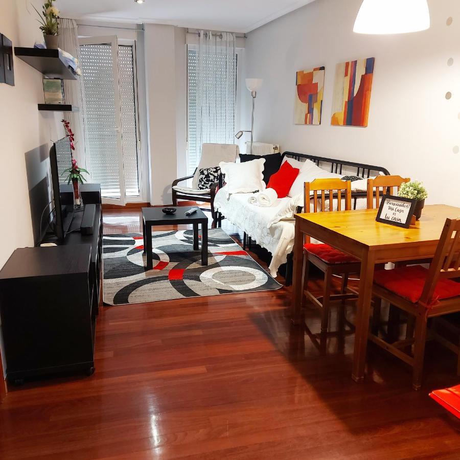 Soleado Piso Con Garaje Y Piscina A 8' Centro Apartment Castro Urdiales Bagian luar foto
