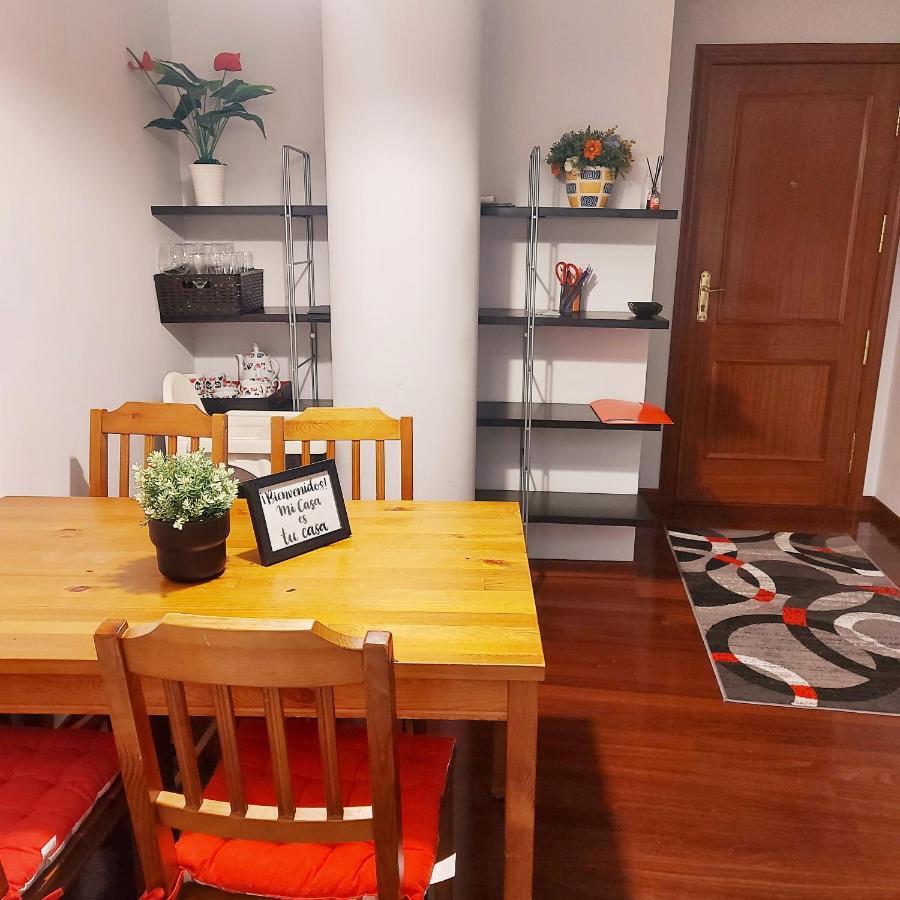 Soleado Piso Con Garaje Y Piscina A 8' Centro Apartment Castro Urdiales Bagian luar foto